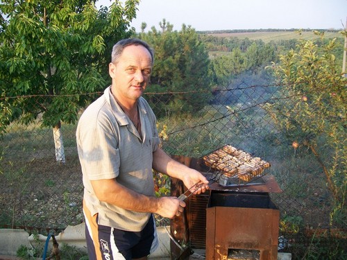 Приглашаю на шашлык. Папа