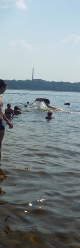 В полЁте)
