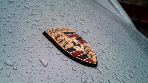 [Porsche]